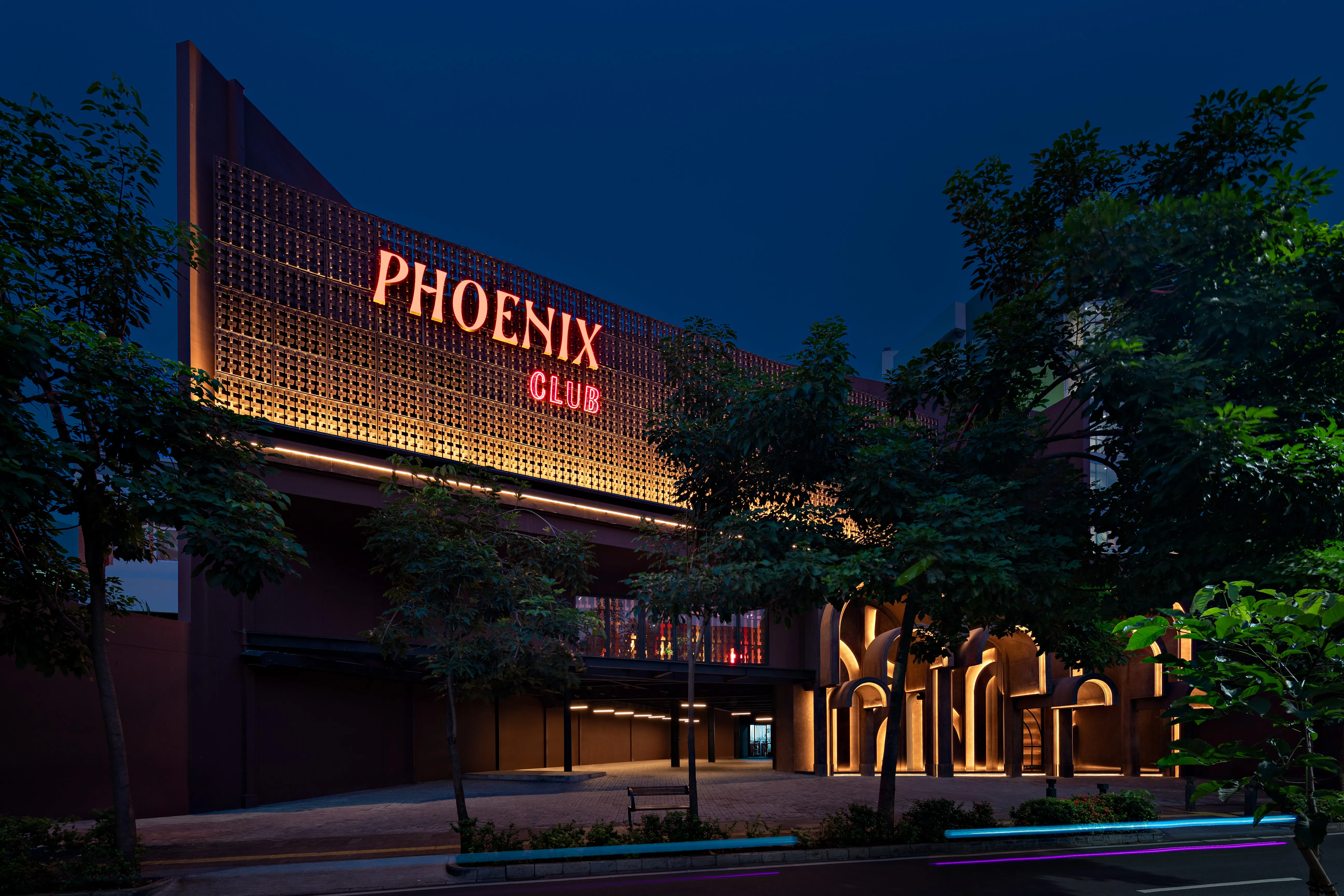 PHOENIX CLUB