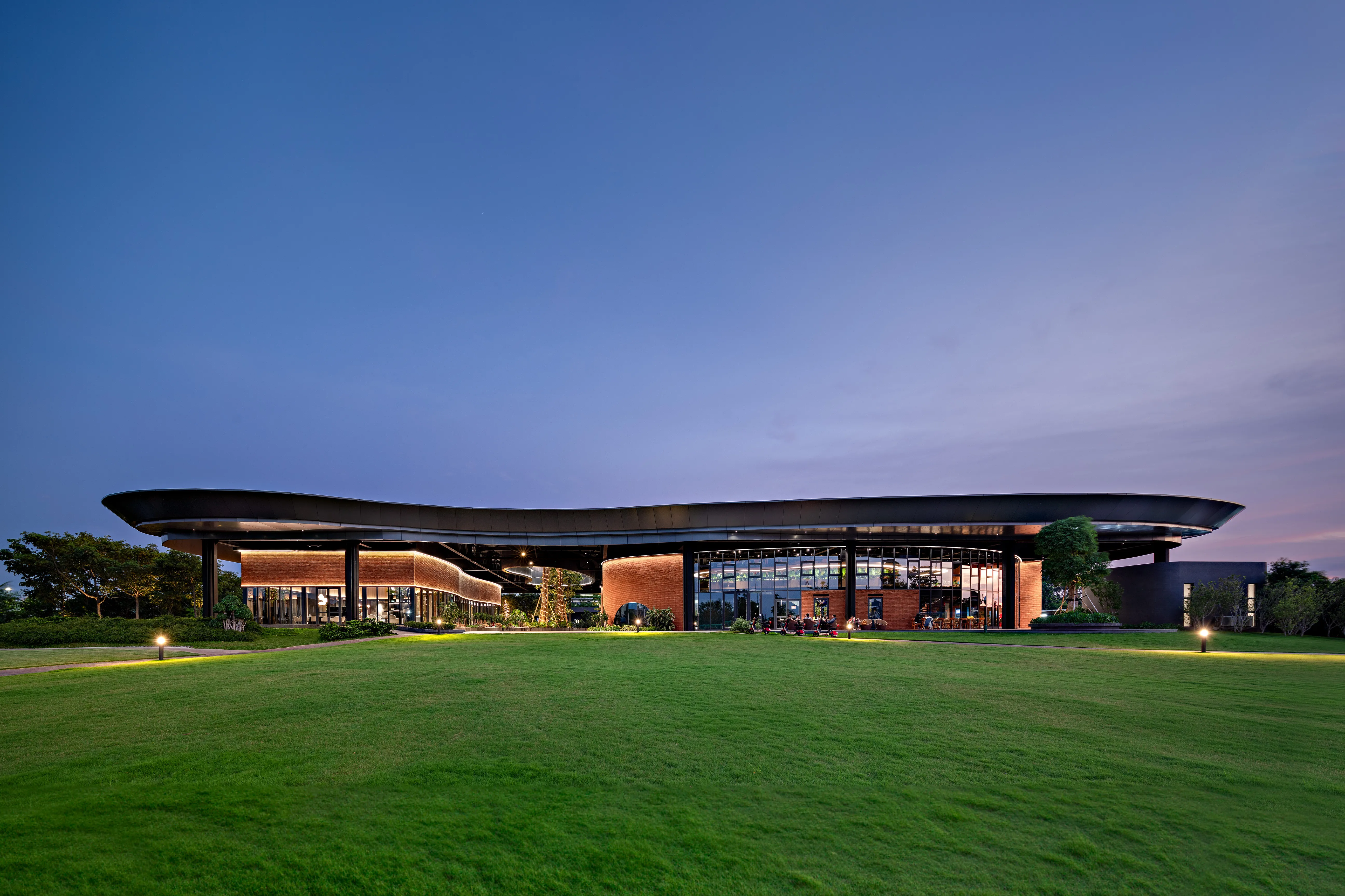 MAYORA HQ CANTEEN
