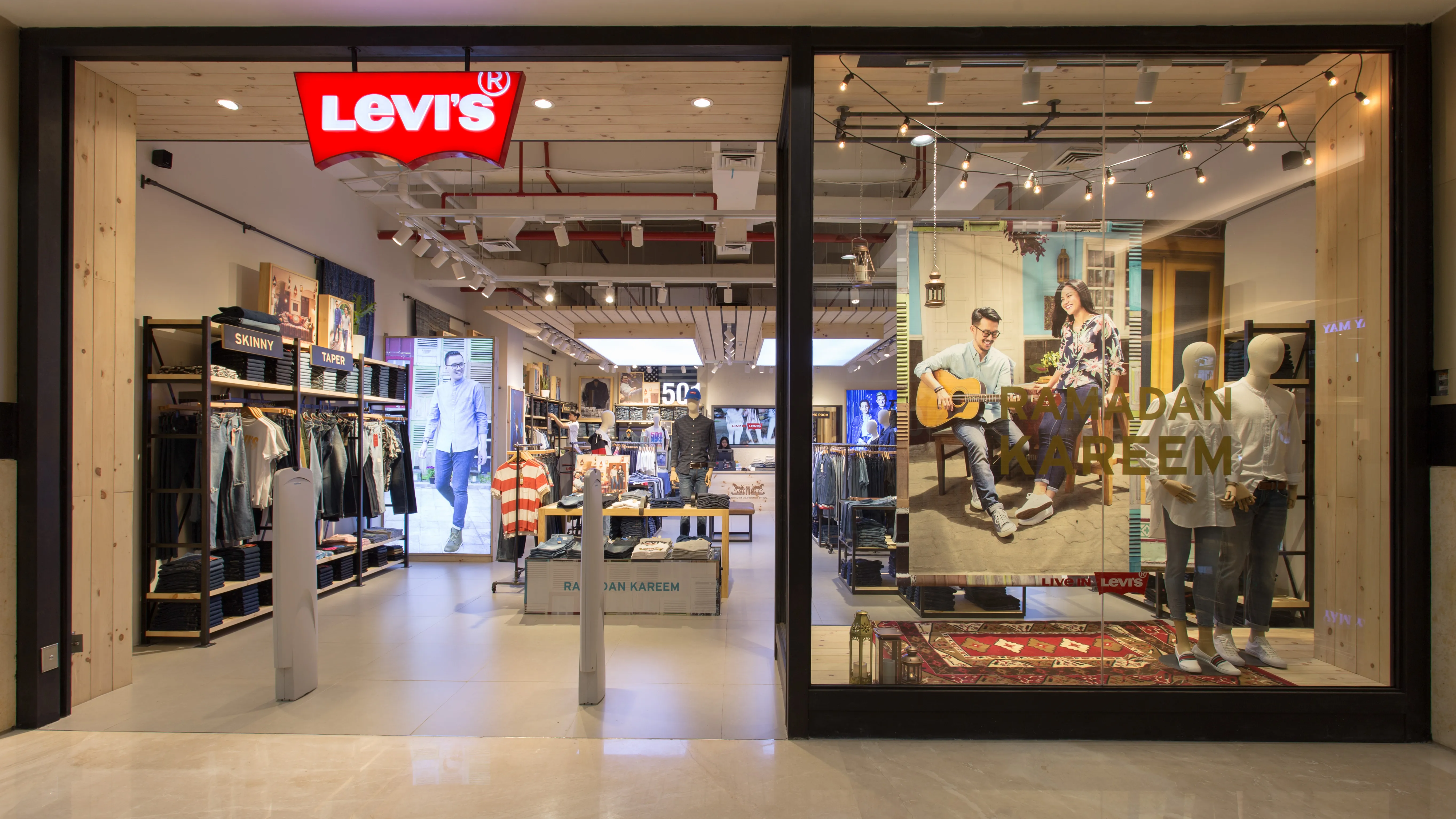 LEVI'S STORE KOTA KASABLANKA