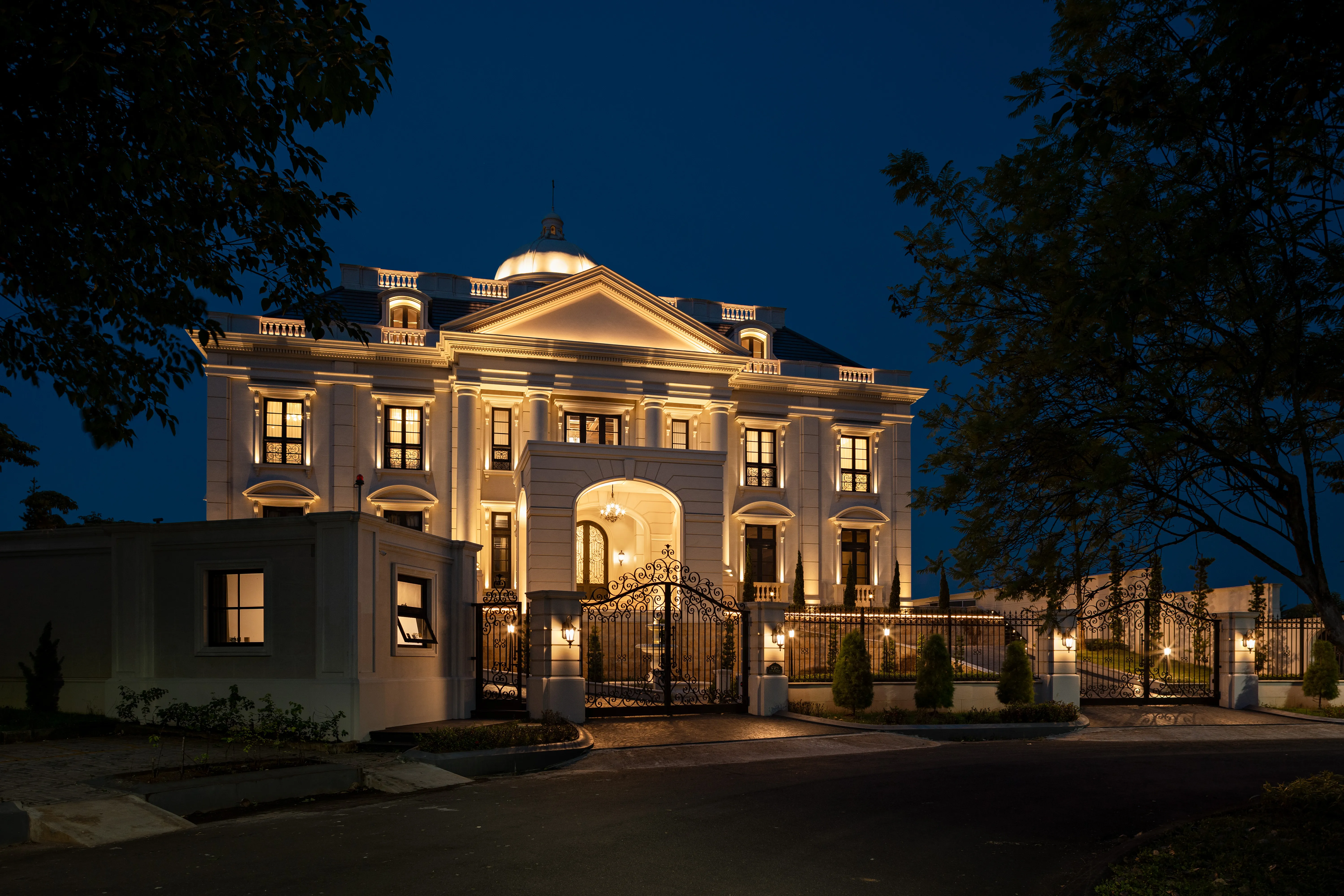 SUVARNA SUTERA RESIDENCE